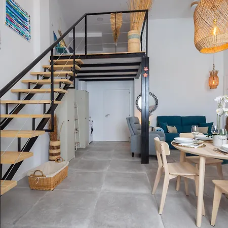Florit Flats - The Port Avenue Duplex Appartement